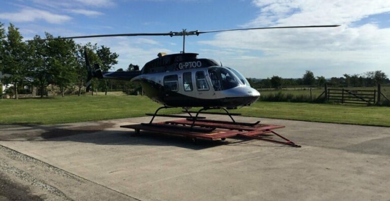 The Scottish Capital: A 30-Minute Edinburgh Helicopter Experience