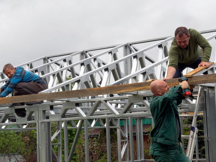 Why Hire Professional Steel Frame Builders for Your Next Construction